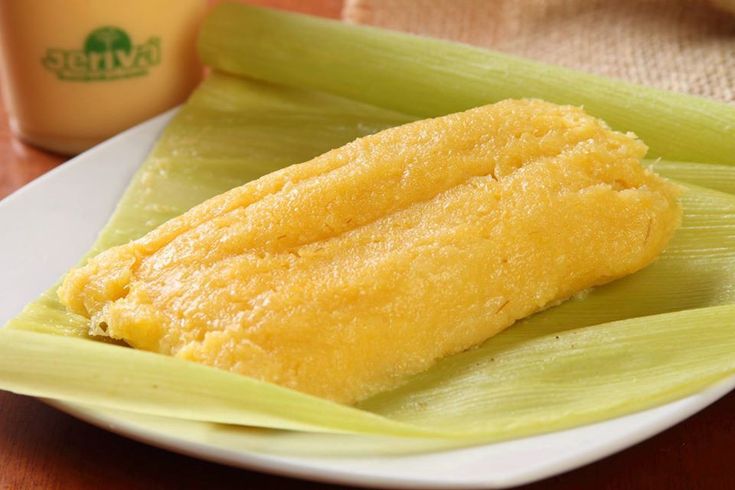 Surpreenda na sua Festa de São João com uma Pamonha Doce Tradicional feita em casa! Com poucos ingredientes e um toque de carinho, você vai preparar uma delícia que vai encantar todos os seus convidados. Siga nossa receita simples e aproveite o melhor dessa festa tão tradicional da nossa cultura.